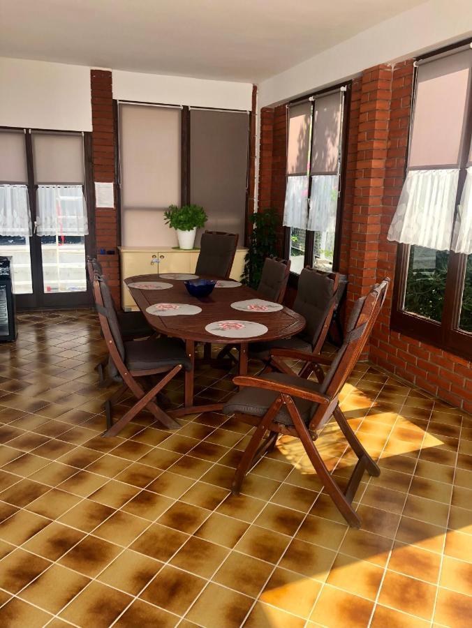 Apartment & Rooms Laura Brela Εξωτερικό φωτογραφία