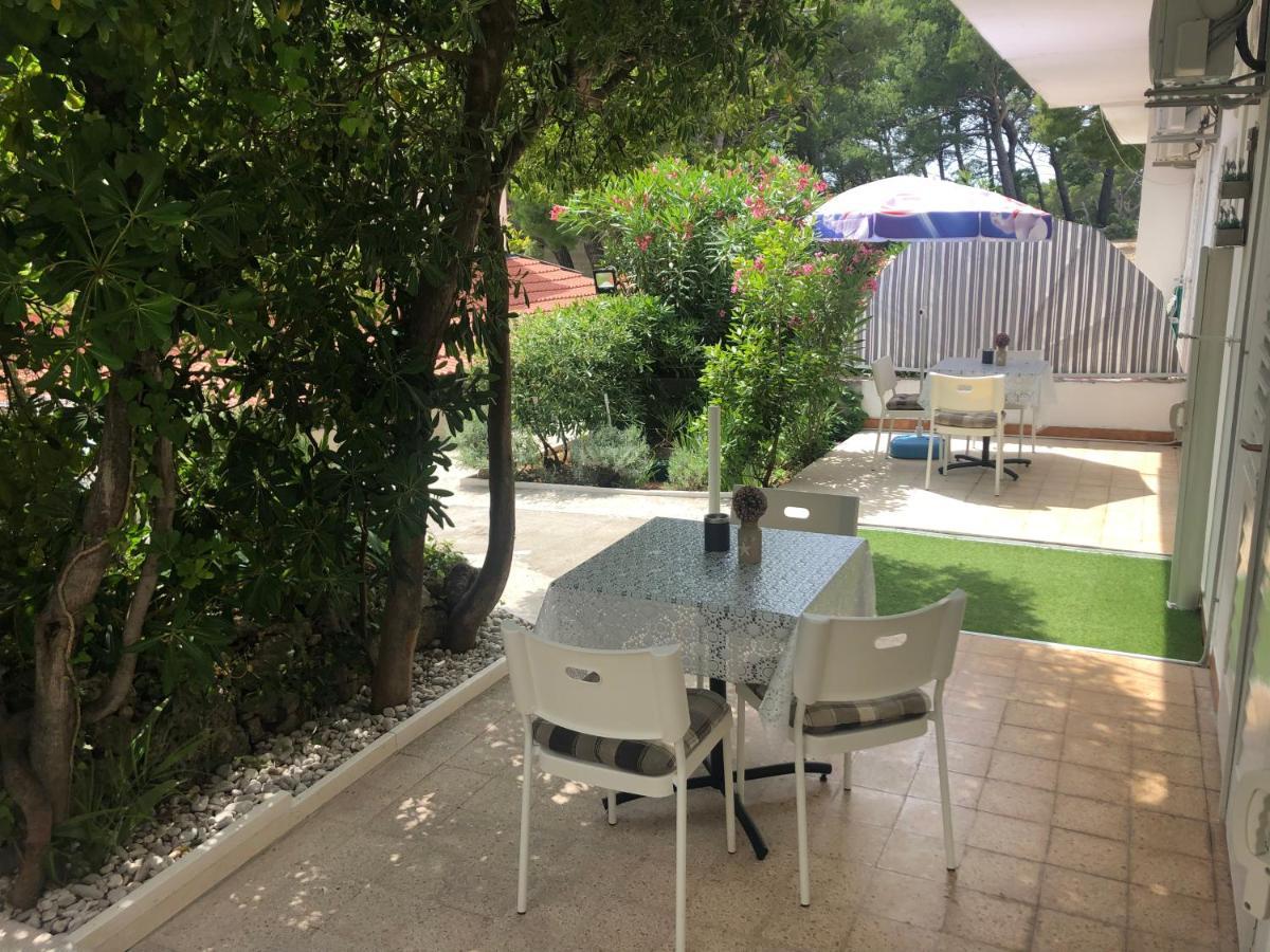 Apartment & Rooms Laura Brela Εξωτερικό φωτογραφία