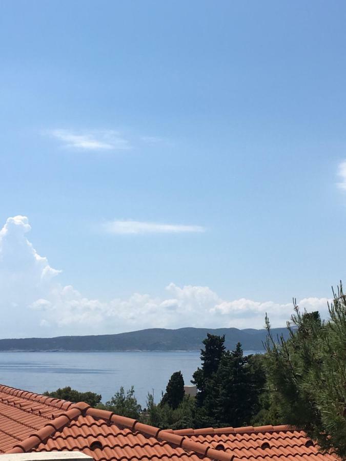 Apartment & Rooms Laura Brela Εξωτερικό φωτογραφία